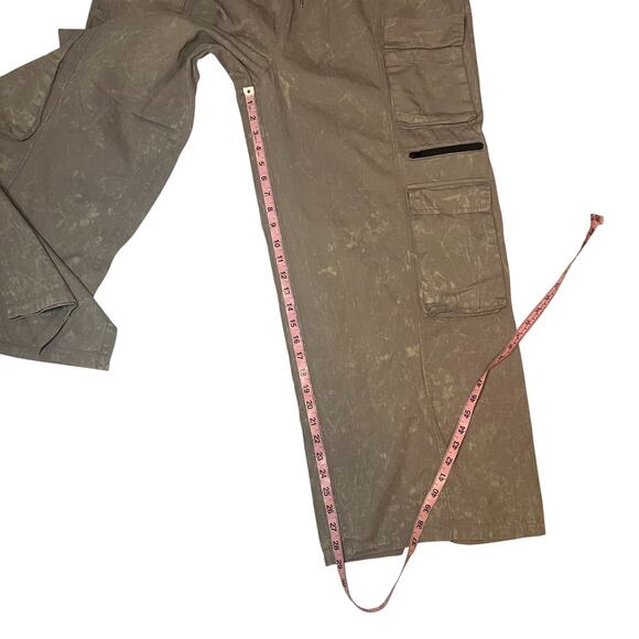 Pretty Little Thing Gray Cargo Pants Size 16 NWT - Picture 8 of 9